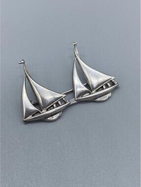 Vintage Ballou Sterling Silver Two Sailboats Brooch Pin